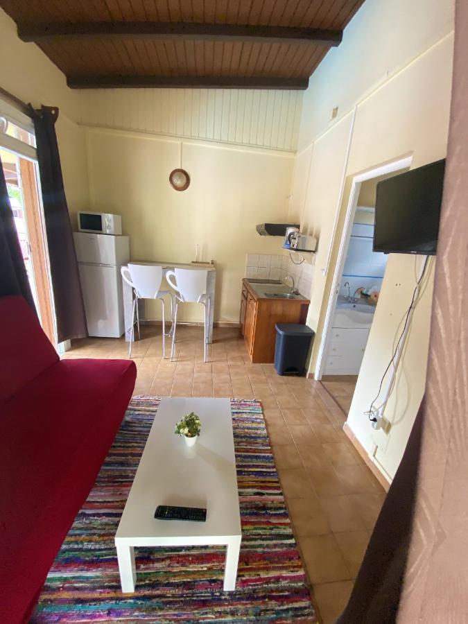 Appartement d'une chambre avec piscine partagee jacuzzi et terrasse a Pointe Noire a 2 km de la plage Extérieur photo